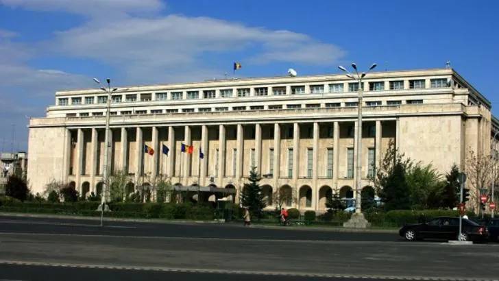Liber la „nasoale”?  Guvernul a suspendat prin OUG transparența decizională pe durata stării de urgență