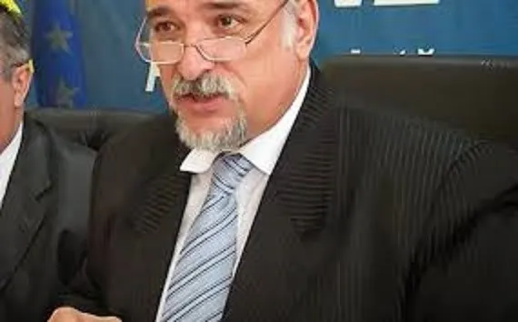 Baronul PNL care ar face invidios orice PSD-ist: Spaga in slipi si mizerie in spitale!