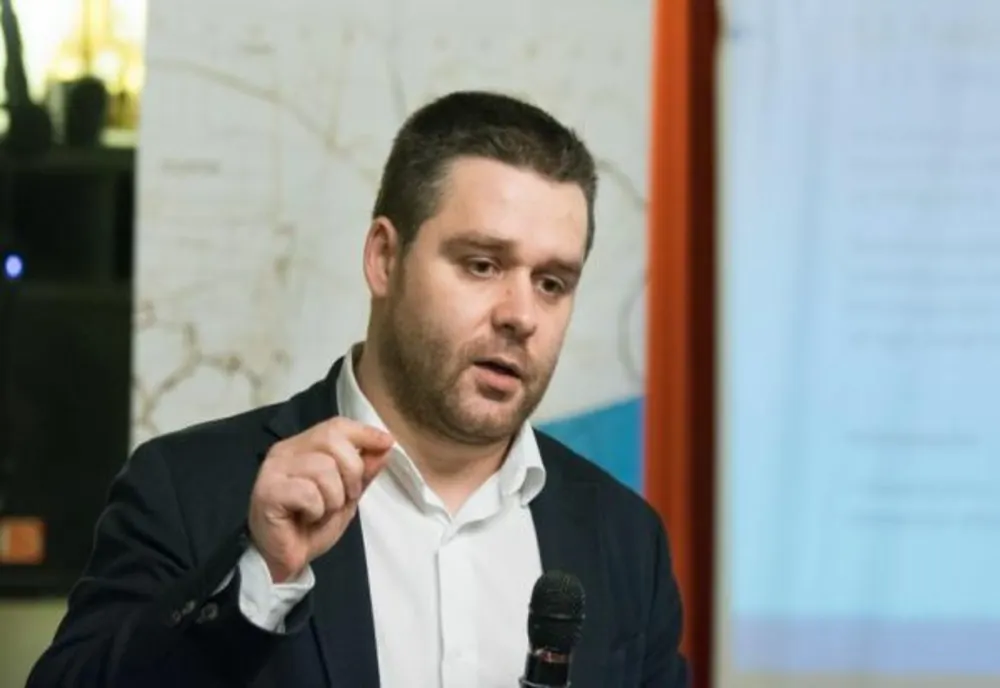 Mama candidatului Ciucu, angajată consiliera lui Cîţu, la ANAF şi ANSVSA