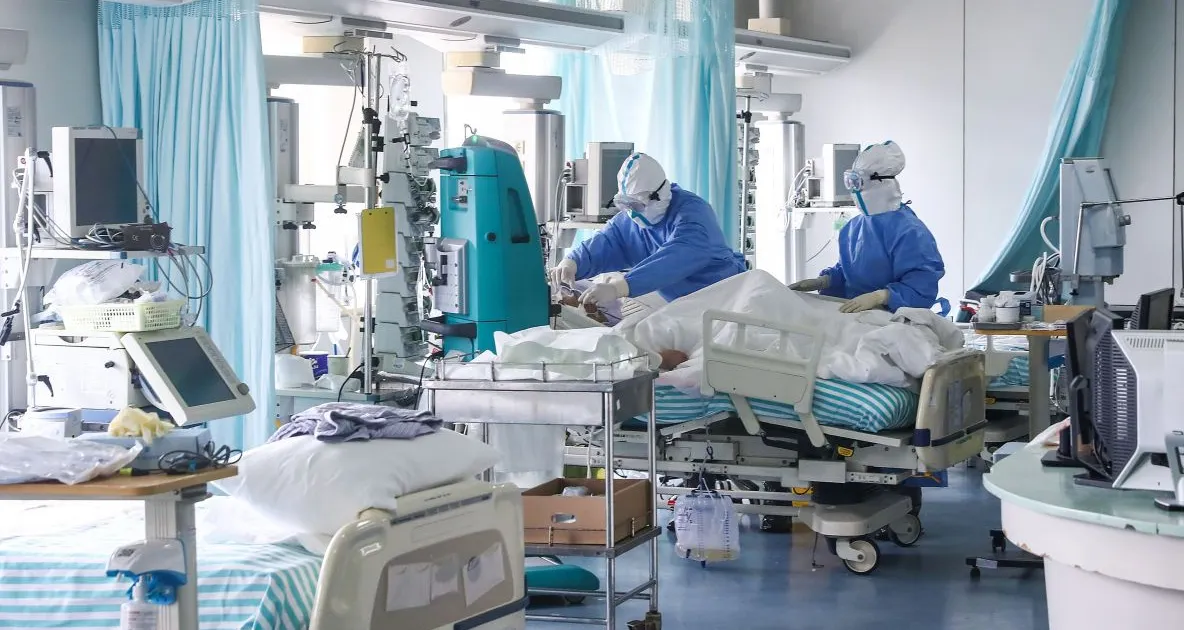 FEREASCĂ-NE DUMNEZEU DE SPITAL?