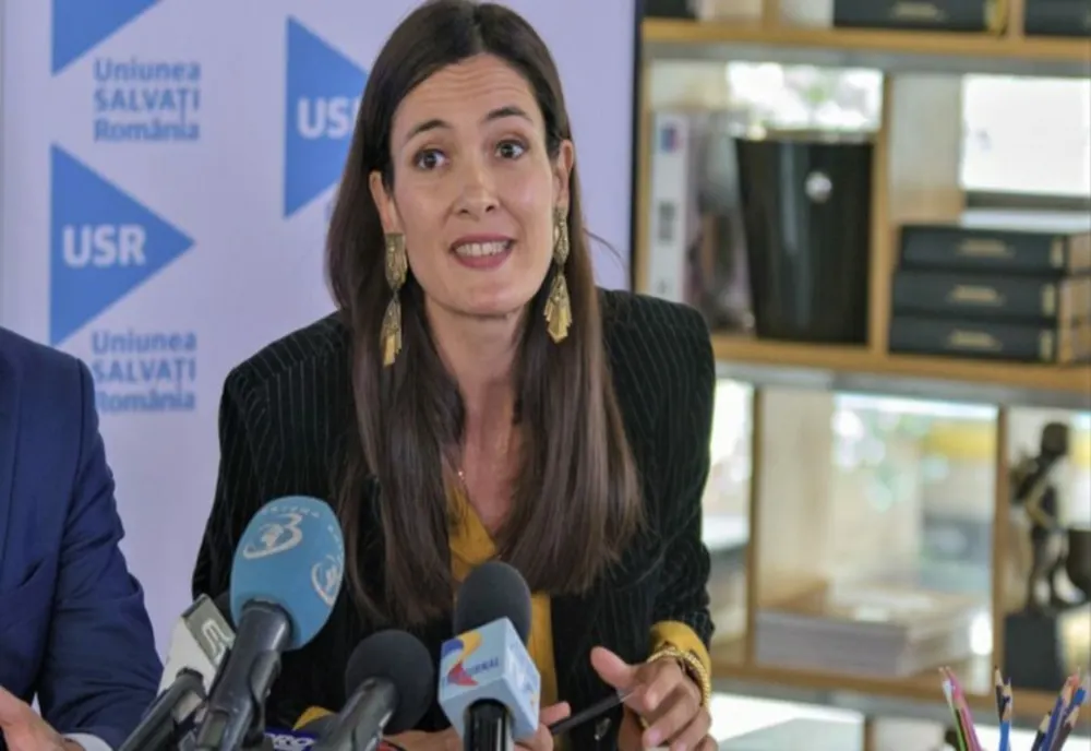 USR + se incaieră și cu PSD