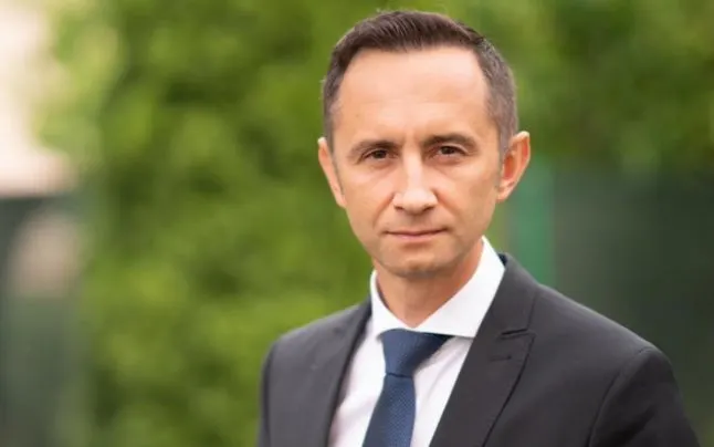 Liberalul Alin Nica laudă un fost lider PSD: “exemplu de cumsecădenie”