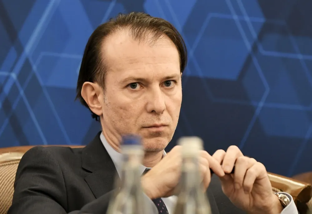Marcel Ciolacu: "La Guvern, nimic pentru oameni, totul pentru Congresul PNL!" 