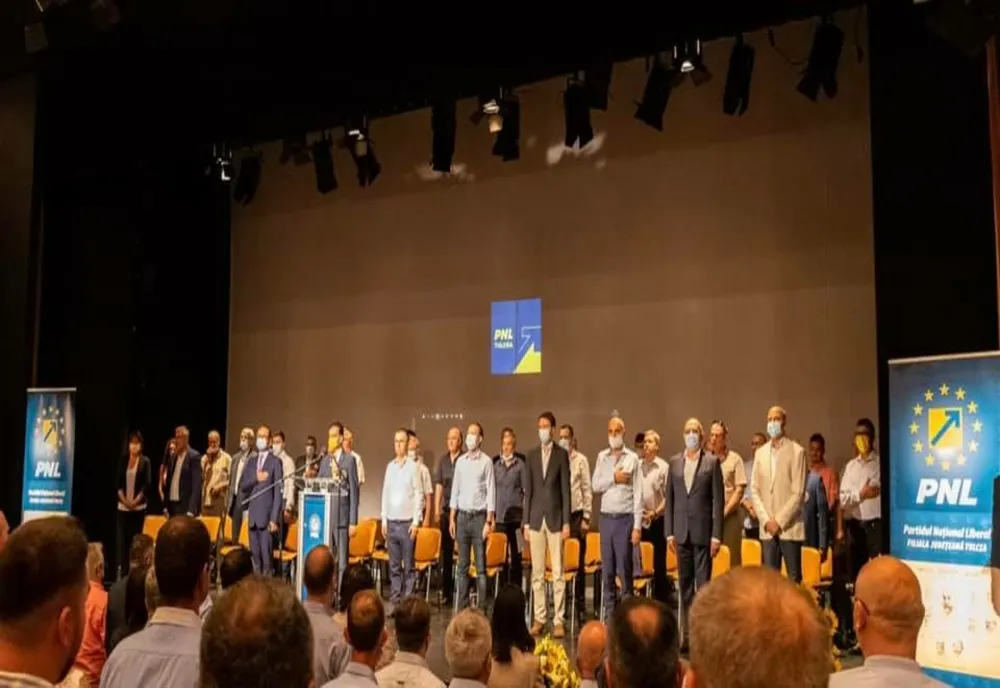 PNL, între conservarea dezastrului și rotativa relansării 