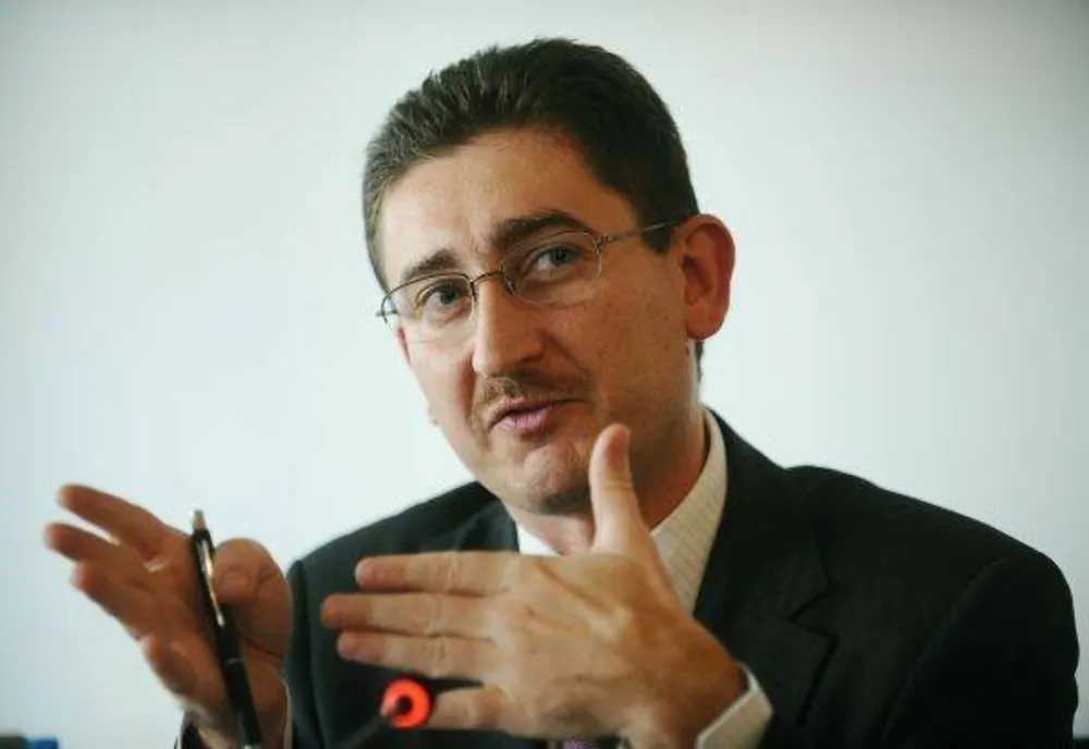 Românii și firmele românești sunt fără apărare în fața Consiliului Concurenței, condus de Bogdan Chirițoiu 