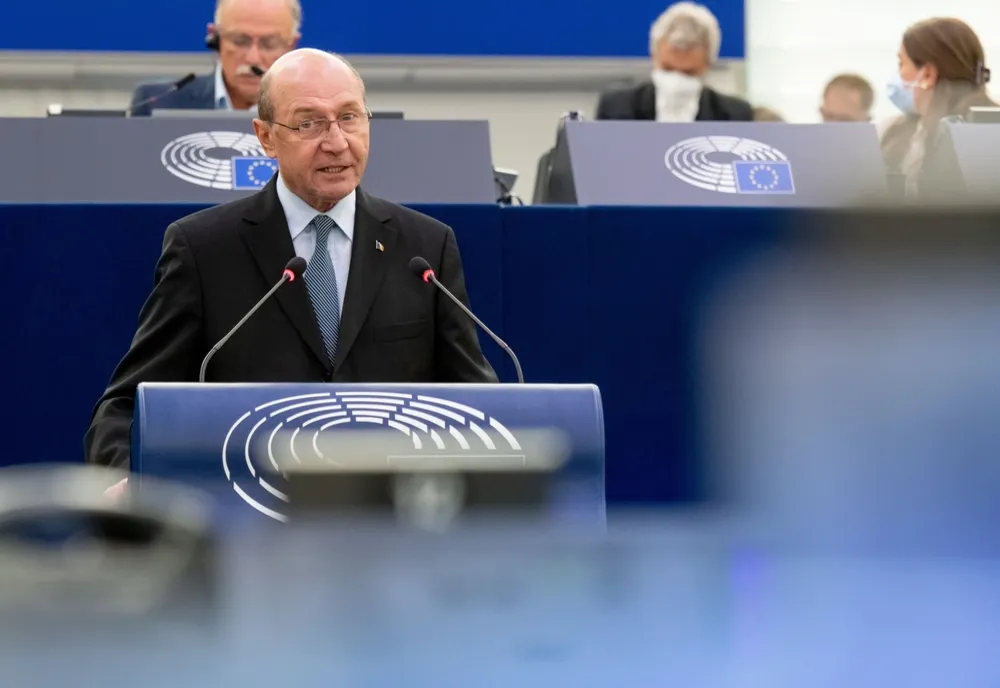 Mitrea nu crede că există cineva mai anti-rus decât Traian Băsescu 