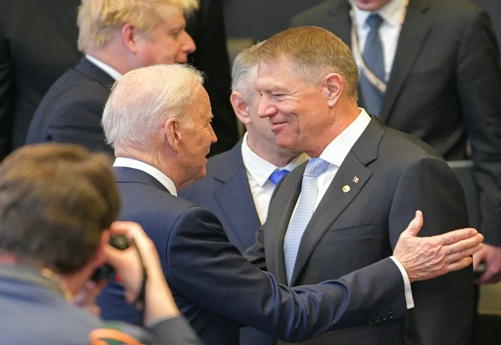 Miron Mitrea: Klaus Iohannis pare că s-a îndepărtat de șefia NATO 