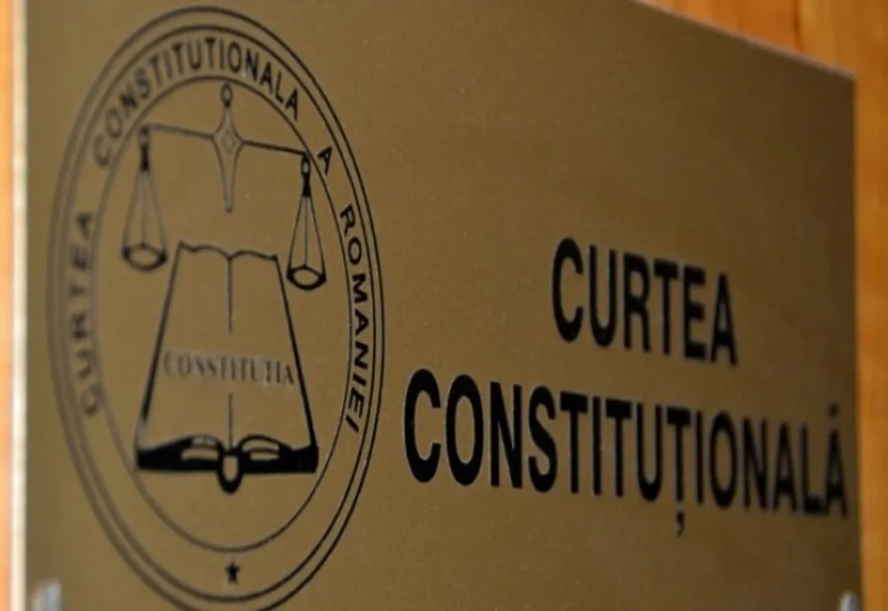 JUDECĂTORII CCR AU AMÂNAT DECIZIA PRIVIND CONTESTAȚIILE LA MĂSURILE AUSTERITĂȚII LUI BOLOJAN 
