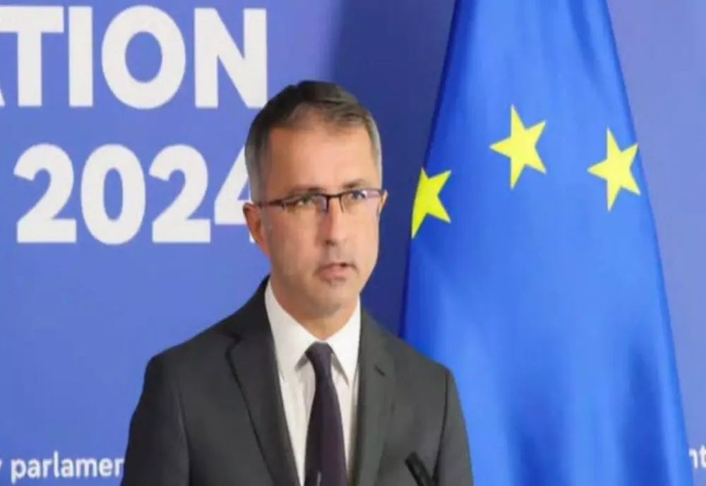 REACȚIE DEVASTATOARE A EUROPARLAMENTARULUI PSD DRAGOȘ BENEA LA PROPUNEREA UE CA MINORII SĂ-ȘI ALEAGĂ GENUL: "JENANT SĂ CONSTRUIM O REALITATE PARALELĂ ŞI SĂ FACEM DIN ASTA O MISIUNE A UNIUNII EUROPENE!"