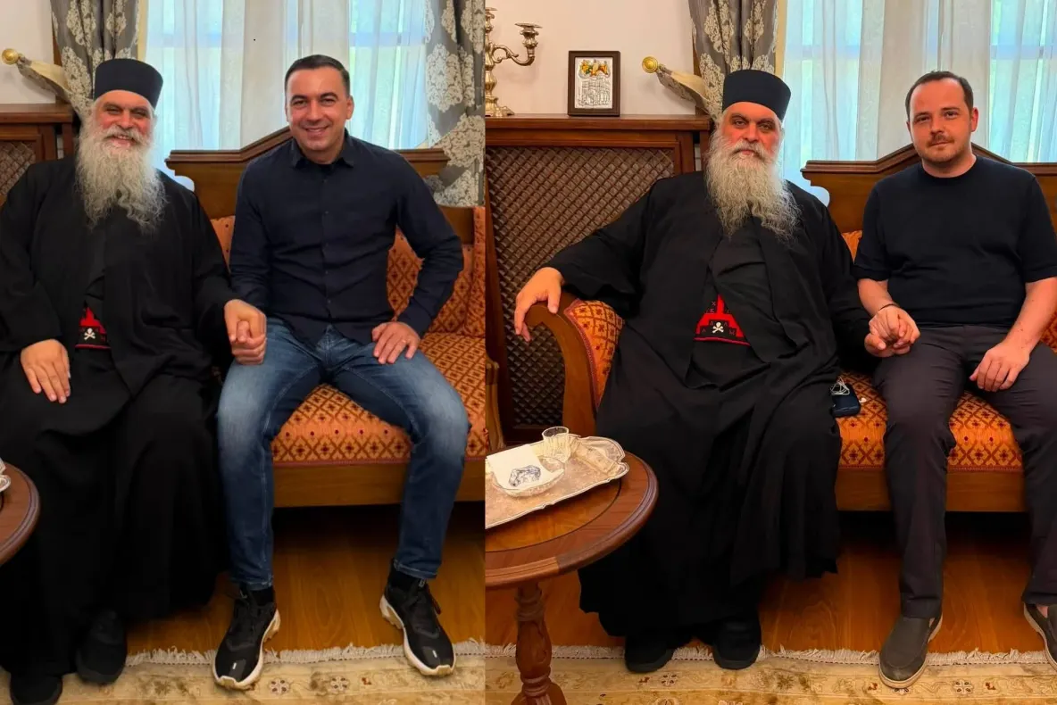 Doi foști miniștri PSD au ajuns la același preot de pe Muntele Athos. Mesajele publicate aproape în același timp