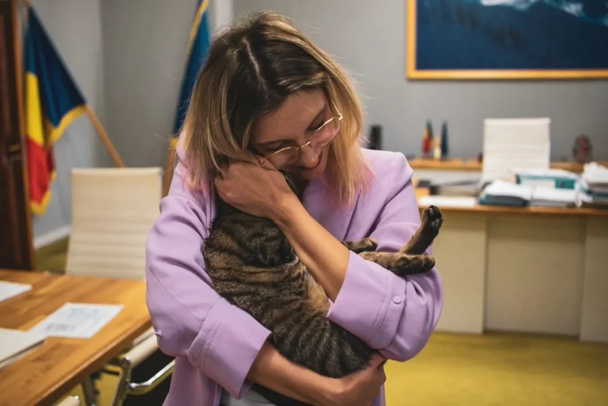 Diana Buzoianu acuză Apele Române de trafic de influență pentru PSD
