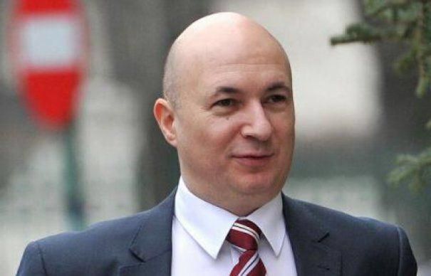 Codrin Ştefănescu: În timpul pandemiei, peneliştii numesc mii de rubedenii în funcţii publice!