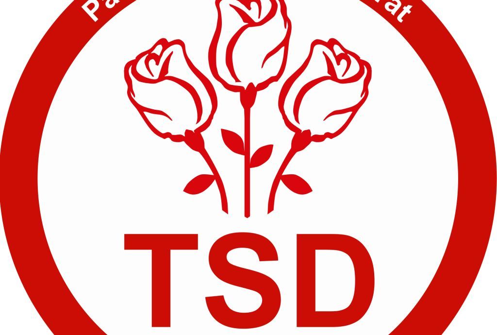 Tesediştii din Suceava vor ca statul să dea tinerilor şi bătrânilor măşti gratis