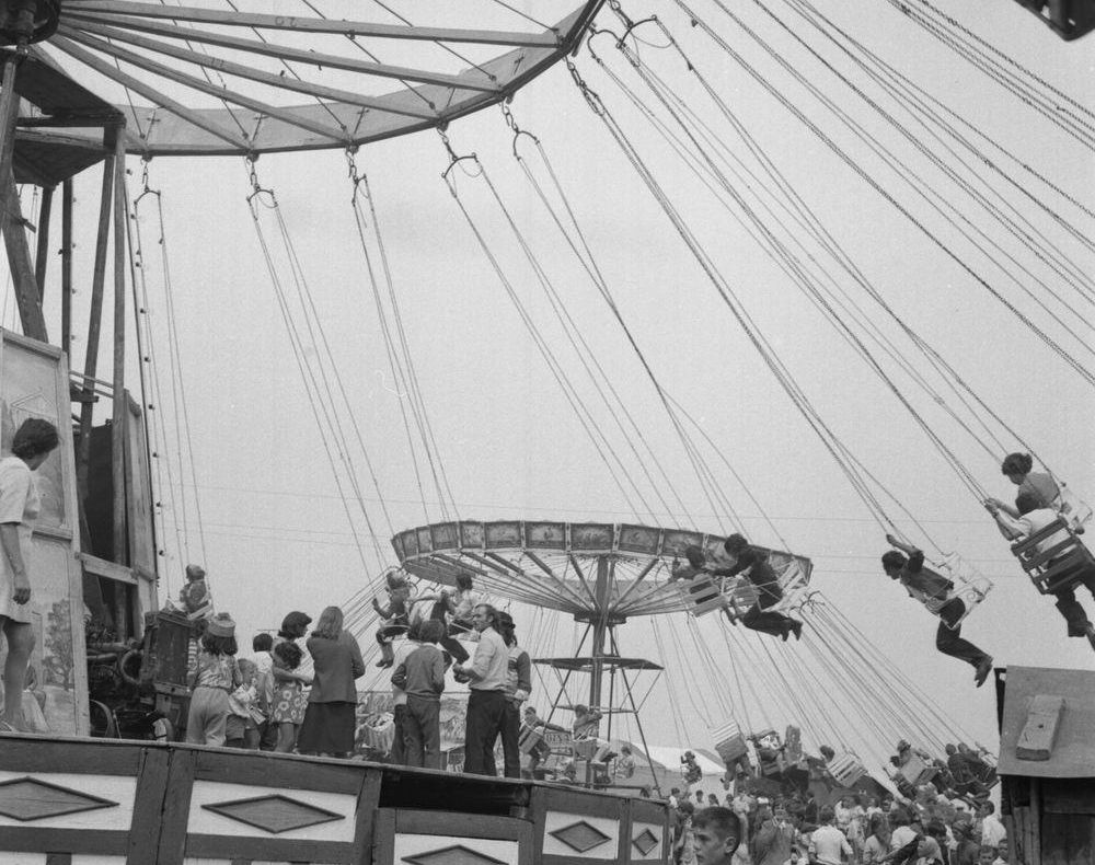 HAI LA TÂRGUL DIN OBOR?