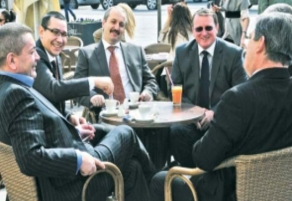 În 2005, Vasile Dâncu dădea telefoane ca Geoge Maior sa ajungă în fruntea SRI