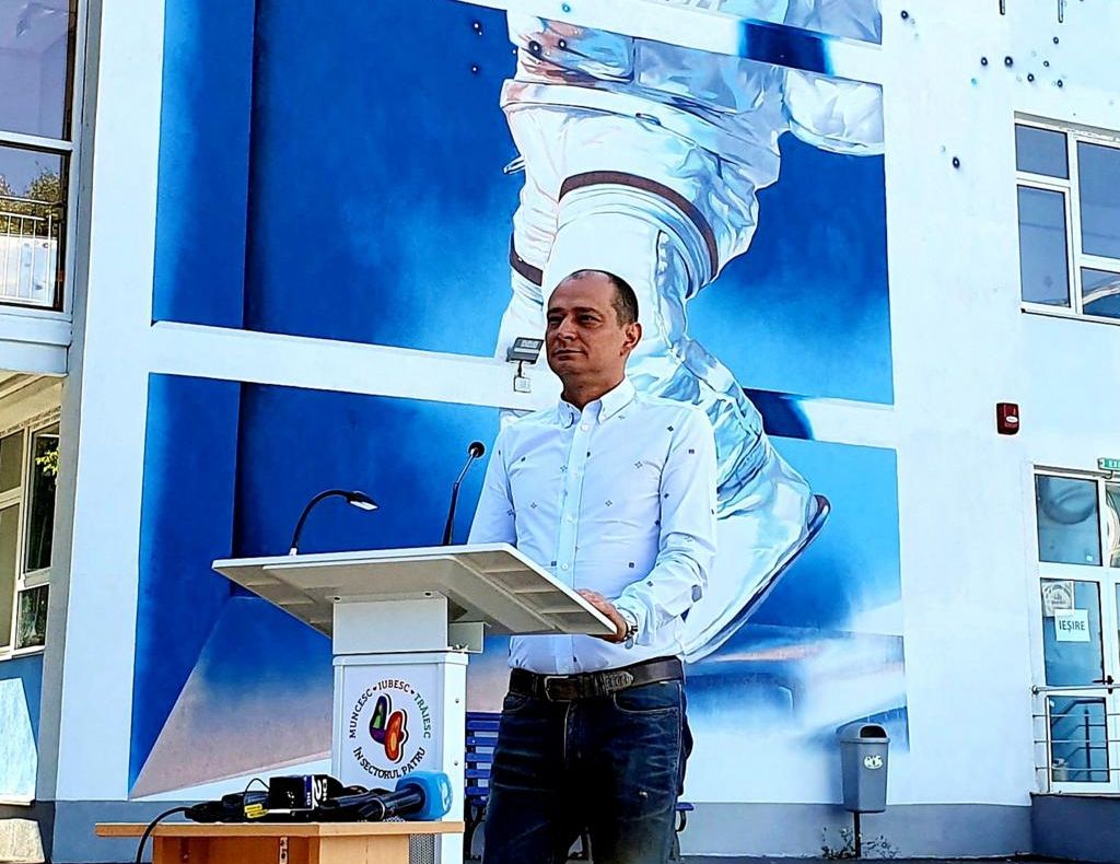 Daniel Băluţă, în premieră printre primarii PSD: Are 5.000 de tablete, dar nu le dă de pomană