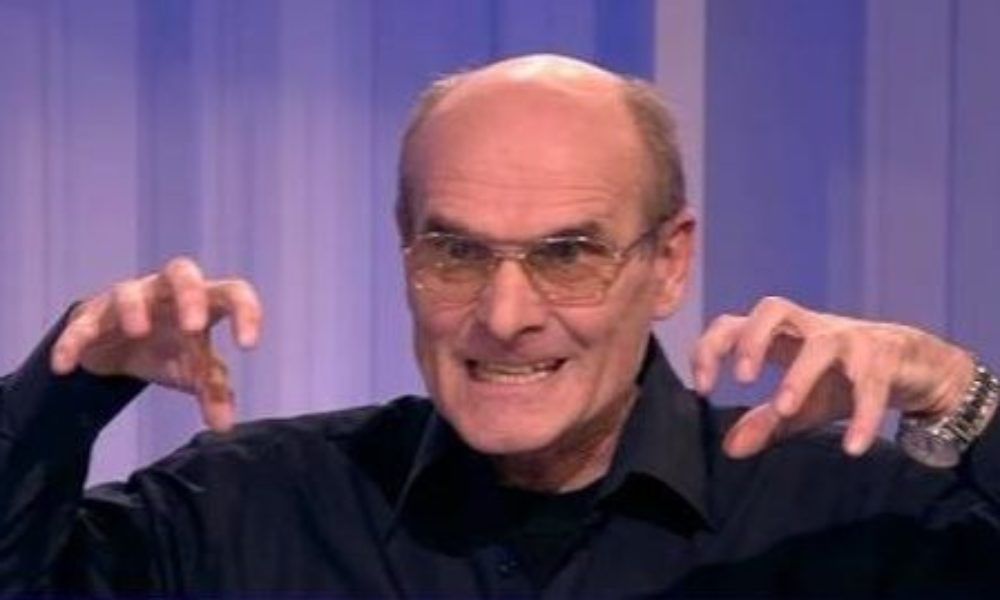 Vasile Bănescu îl face nătâng şi semidoct pe Cristian Tudor Popescu