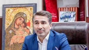 Ionel Arsene crede că a fost sabotat de govern, pentru că s-a opus numirii fostului patron de pompe funebre ca director al Spitalului Județean