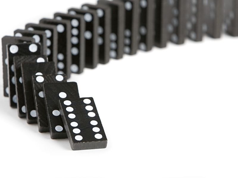 SAH,DAME SAU DOMINO?