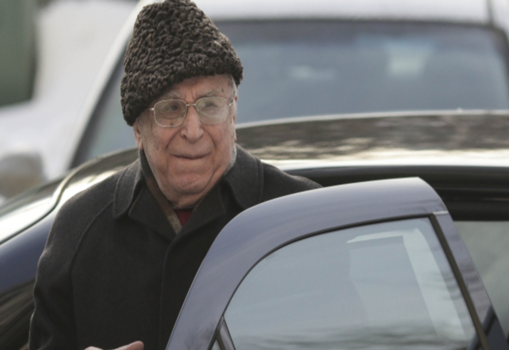 Ion Iliescu nu are pensie de revoluționar