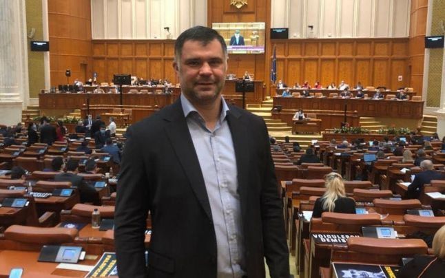 Luptătorul K1 din Parlament explică de ce a votat contra legii xenofobiei