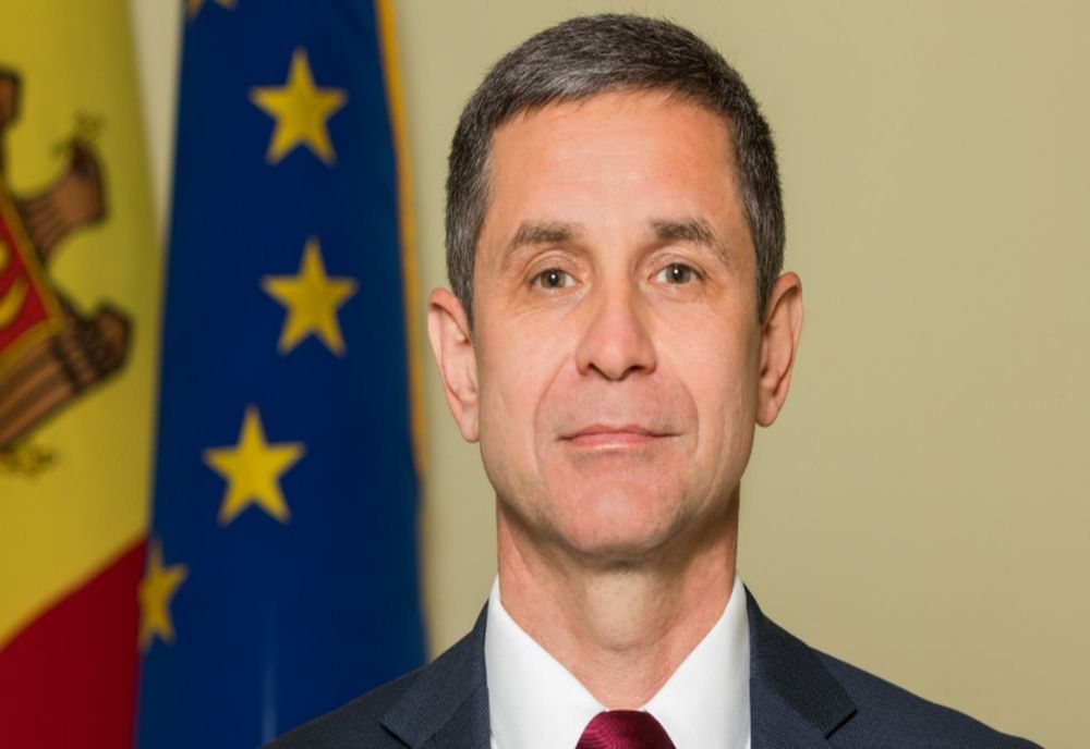 Ministrul Apărării din Republica Moldova, întâlnire crucială cu Vasile Dîncu