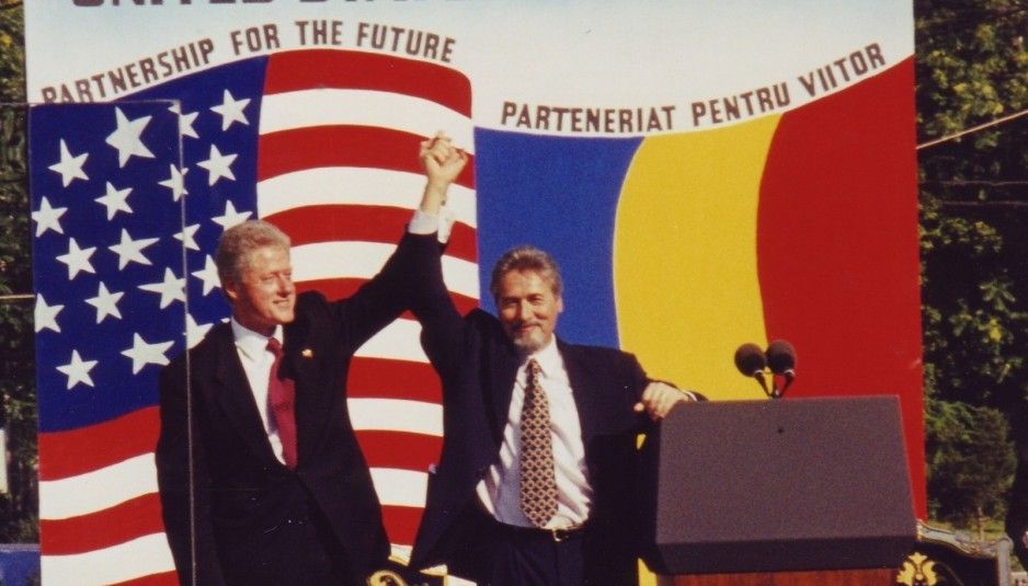 Mircea Geoană povestește cum a fost invitat Bill Clinton la București, după eșecul summit-ului de la Madrid