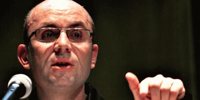 Cozmin Gușă: Serviciile promovează și susțin oameni slabi și obedienți￼