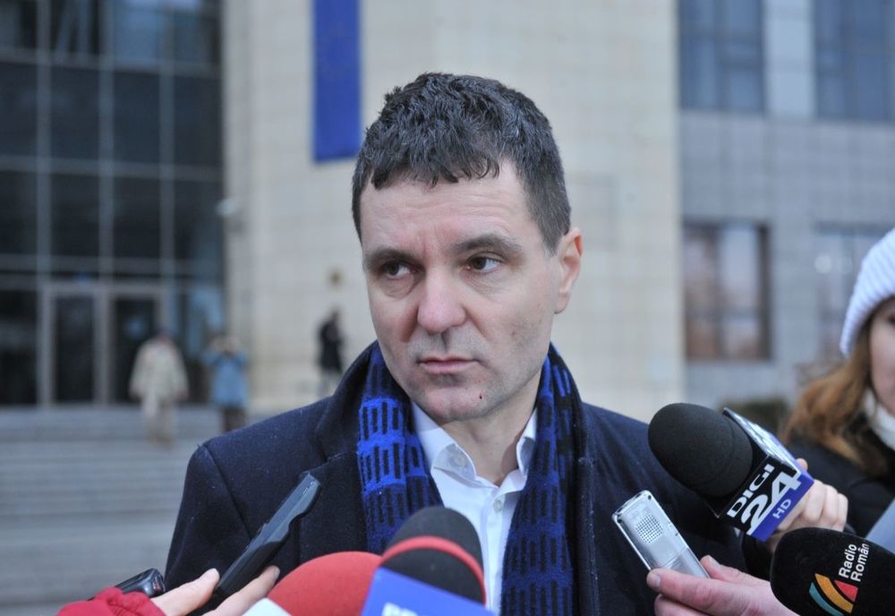 PSD, atac la primarul Capitalei: „Nu mai are legitimitate de a-i reprezenta pe bucureşteni. A devenit, oficial, un penal”