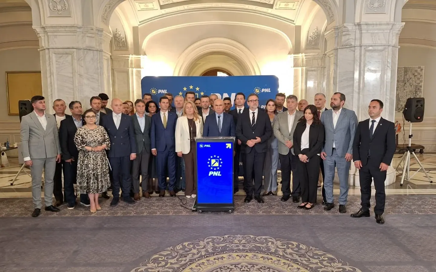 Motreanu, după expirarea ultimatumului: PNL îi cere din nou lui Adrian Veștea să renunțe la mandat