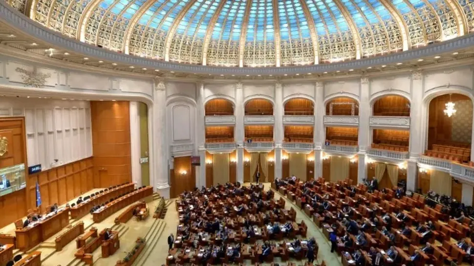 Bugetul pe 2026, pe ultima sută de metri: dezbateri în plenul Parlamentului astăzi, vot decisiv mâine
