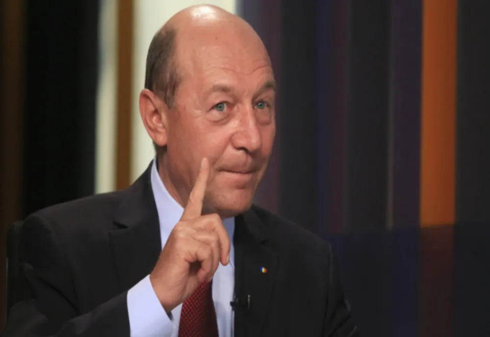 Miron Mitrea i a dat un 4 lui Traian Basescu