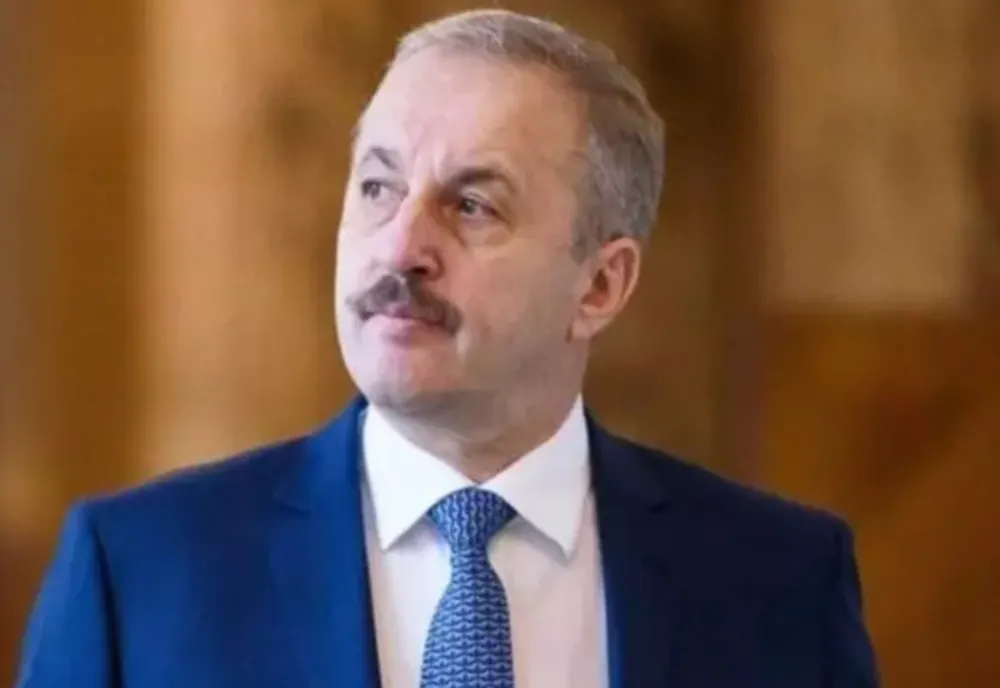 PSD, negocieri subterane cu USR-PLUS pentru guvernare: Vasile Dîncu visează la funcția de premier