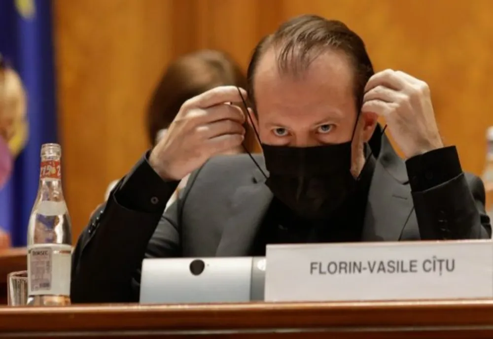 Doar cu voturile PSD și AUR, moțiunea de cenzură a căzut 