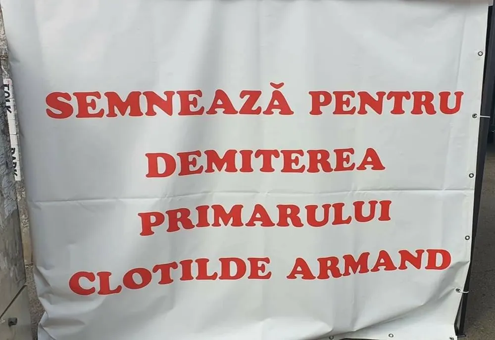 Intersecții social democrate pentru alungarea lui Clotilde Armand