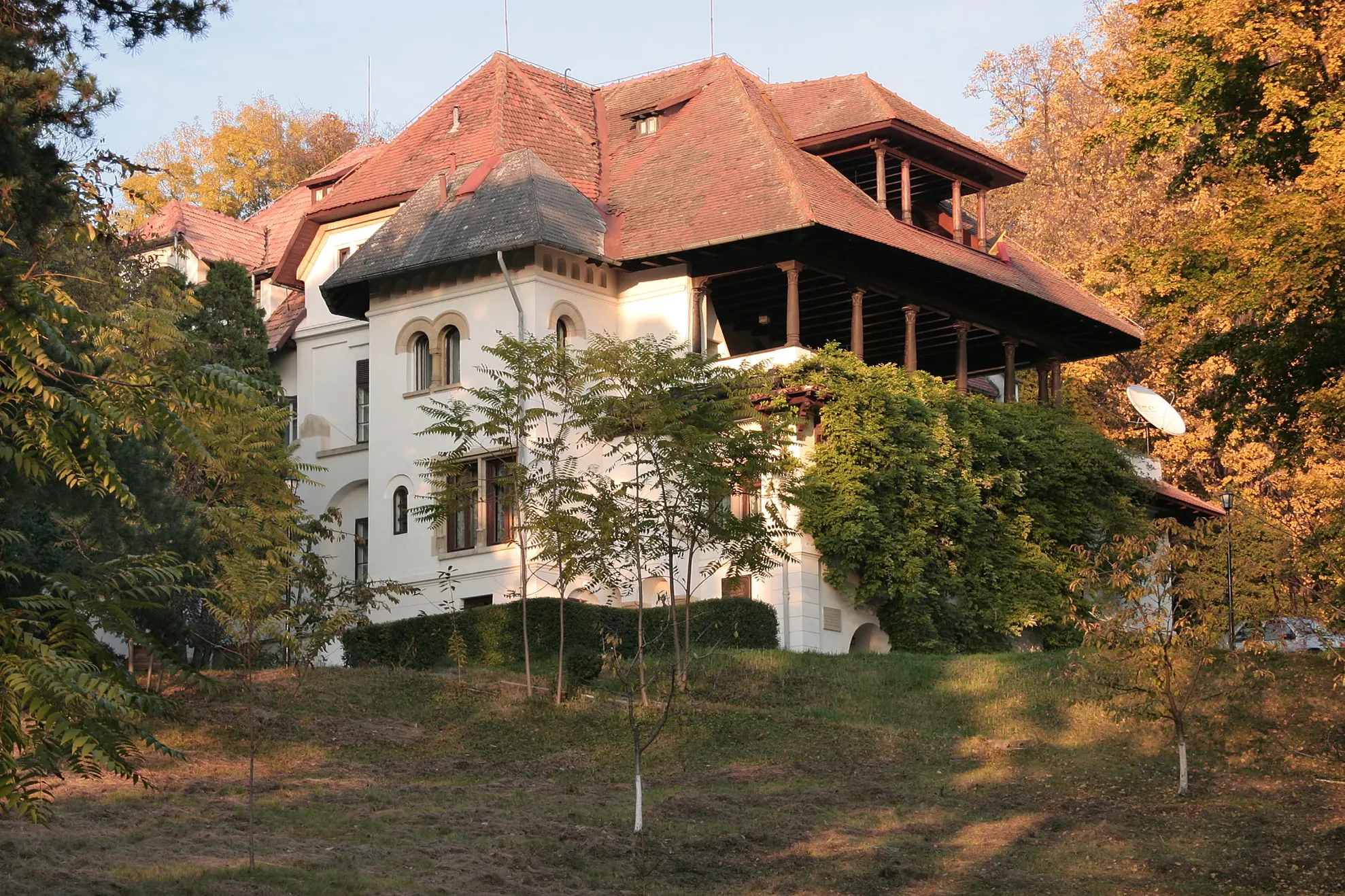 Conacul Bratianu