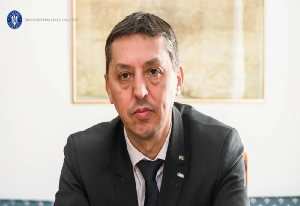MESAJUL MINISTRULUI PENTRU DSCĂLI, LA ÎNCEPUT DE AN ȘCOLAR: ”HAI SĂ ÎNCEPEM ŞCOALA, HAI SĂ CONSTRUIM PE ACEASTĂ SUPĂRARE NIŞTE PROIECŢII RAŢIONALE”