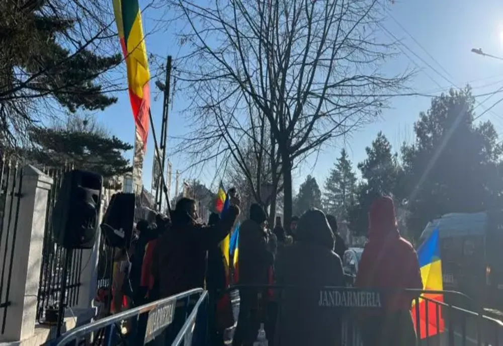 Călin Georgescu, mesaj de forță pentru români: Sunteți ținuți de prea mult timp într-o stare de dezamăgire, menținută prin mecanisme de manipulare