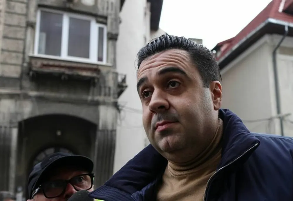 Răzvan Cuc scapă de arest preventiv: fostul ministru, plasat în arest la domiciliu în dosarul mitei de la RAR