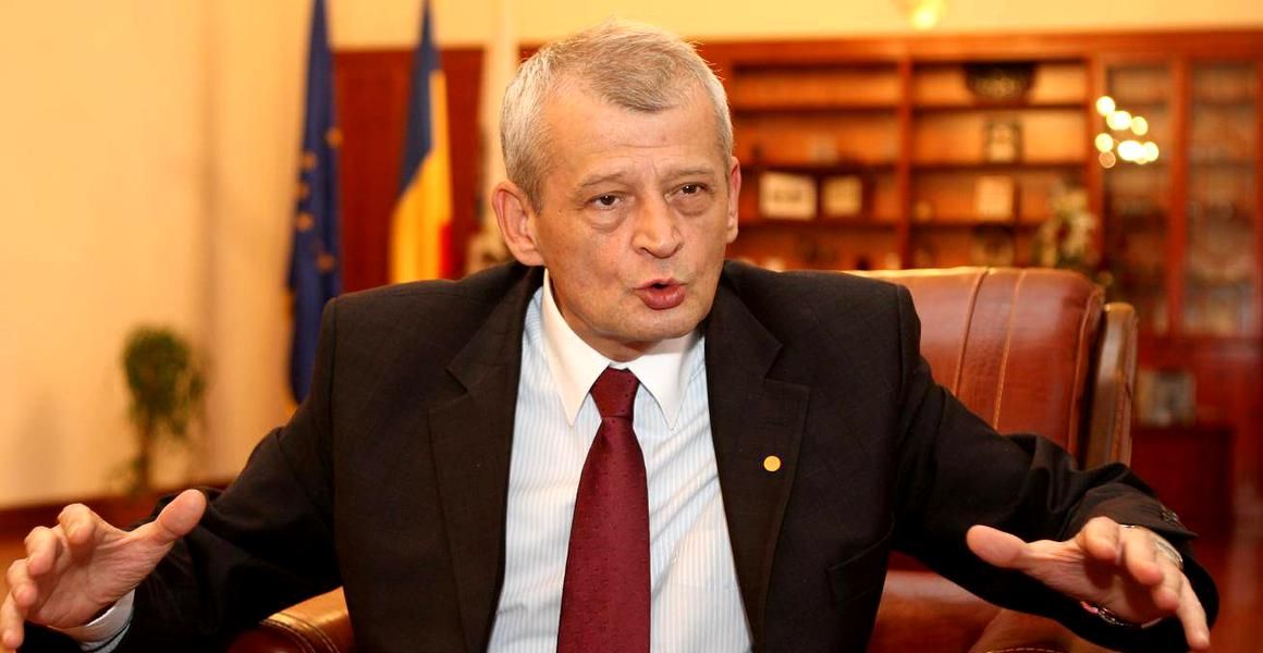 A5FA9B60-D4C8-4335-AA33-F747E5337EAA