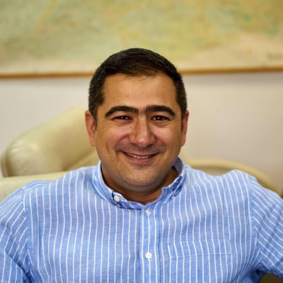 EC5C7051-2DC3-415D-9149-4C7C69DDF744