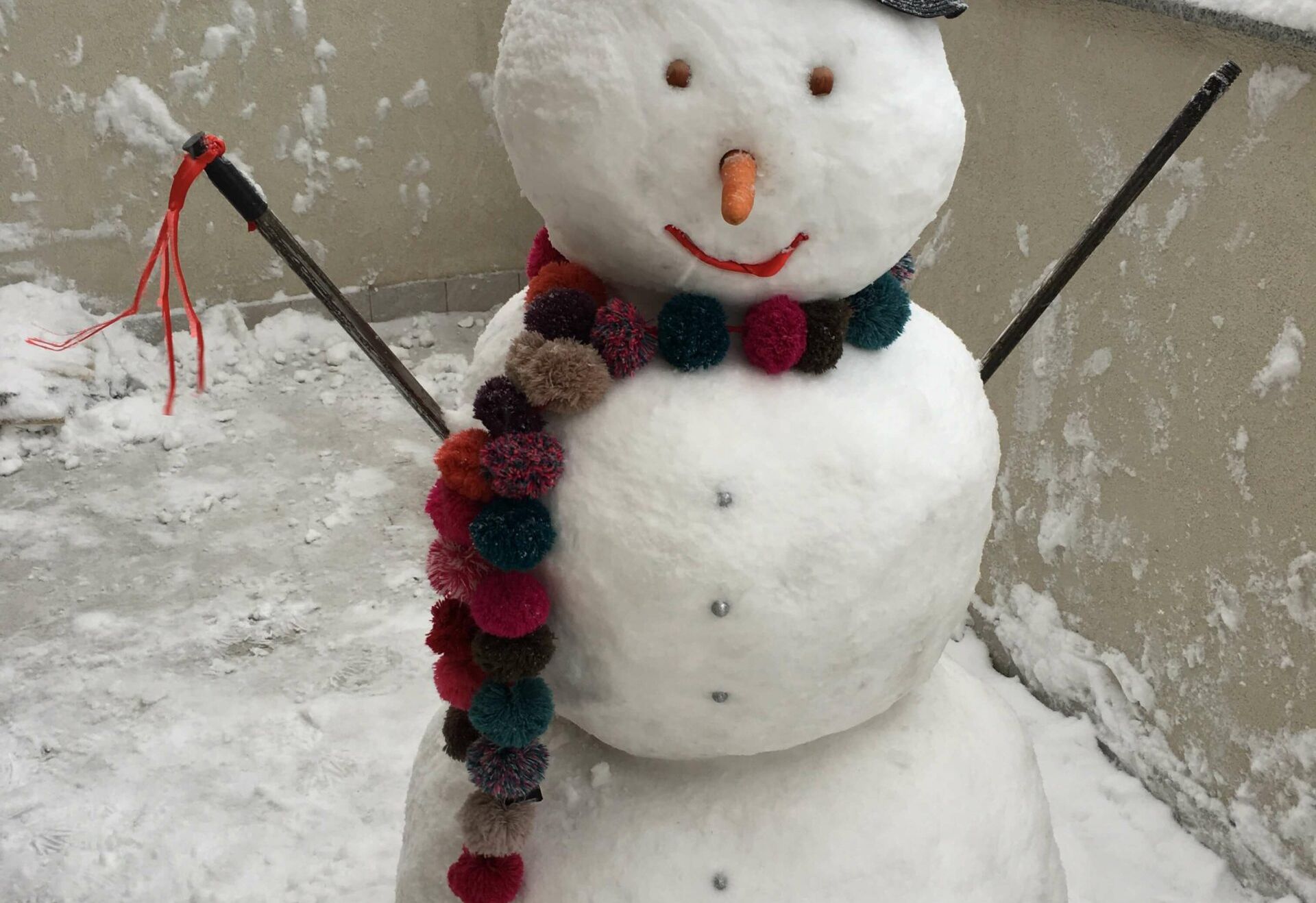 811567B6-A5F5-4112-A64F-839407F3B7E1