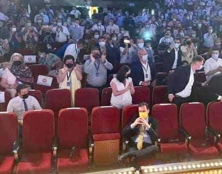 A5B63E78-B8B4-46E6-A5C4-CB282869FD21