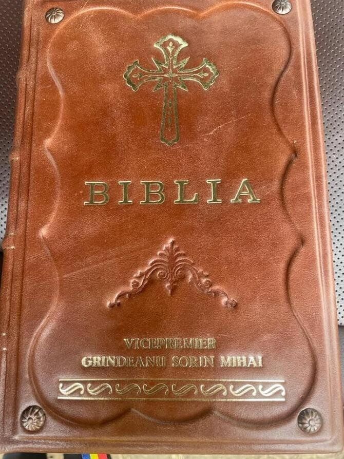 sorin-grindeanu-biblie_32361600