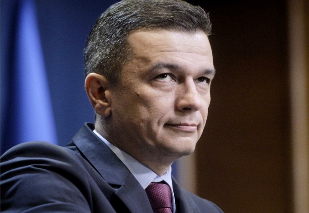 Toate femeile sus! Sorin Grindeanu, linșat în spațiul public: și-a abandonat soția la Timișoara și s-a înconjurat de tinere focoase la București