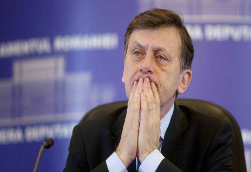 CRIN ANTONESCU: ROMÂNIA ESTE O ȚARĂ ÎN CARE DREPTURILE NORMALE ALE MODERNITĂȚII POT FI EXERCITATE, DAR CU RESPECT PENTRU CE E MAJORITAR