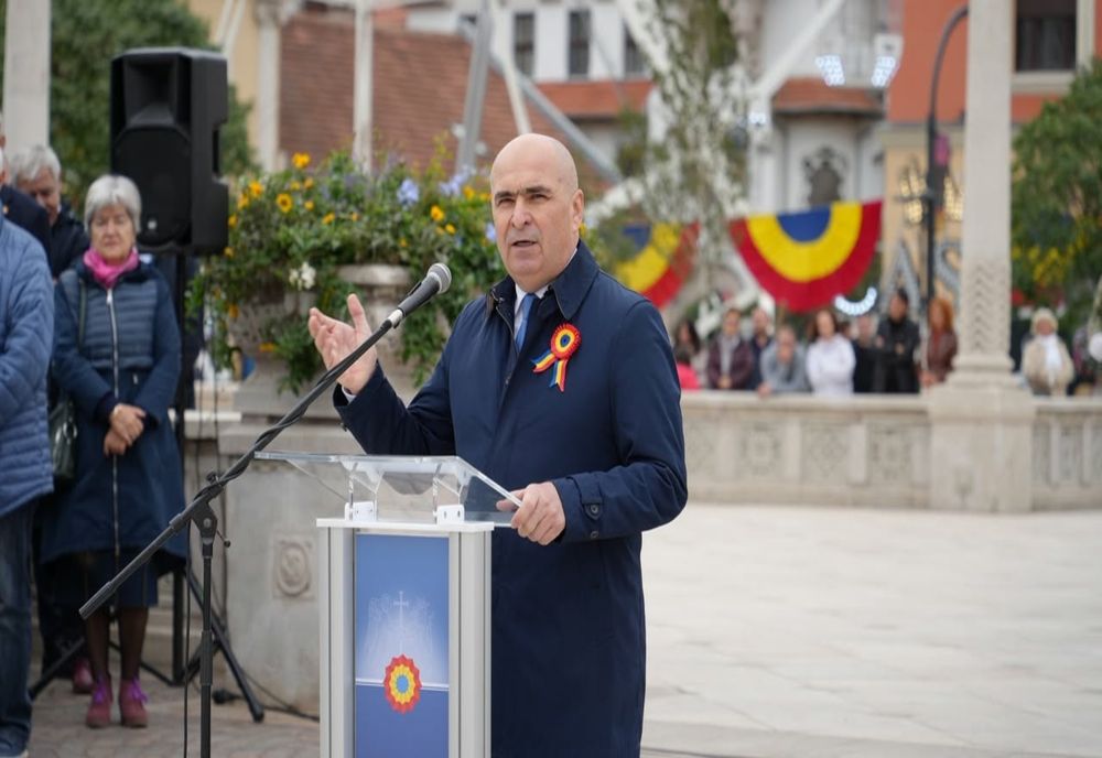 PREMIERUL ILIE BOLOJAN ÎI CEARTĂ PE OAMENI CARE NU AU ASIGURARE LA LOCUINȚĂ