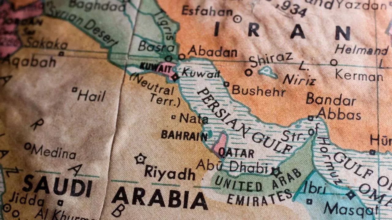 Arabia Saudită avertizează că își rezervă dreptul de a riposta militar împotriva Iranului