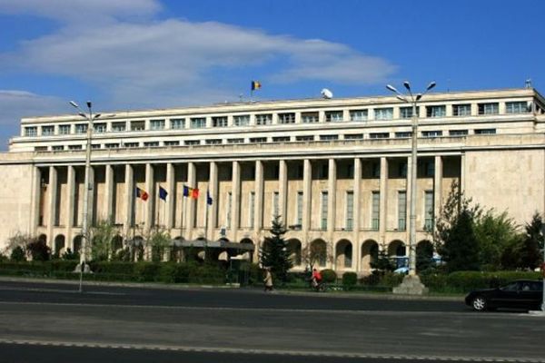 CRONICA UNUI GUVERN ANUNȚAT?