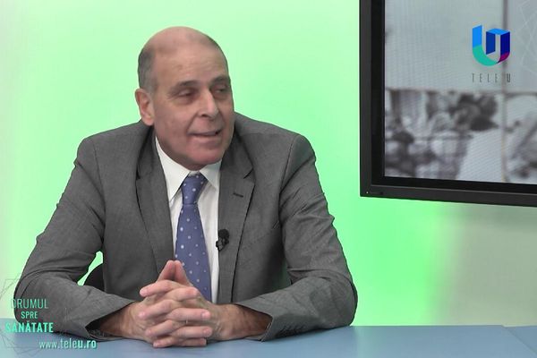 Cine este doctorul Virgil Musta care a vindecat 49 de pacienţi, infectaţi cu COVID-19?